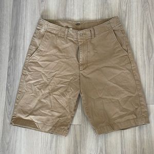 Men’s Old Navy Khaki shorts